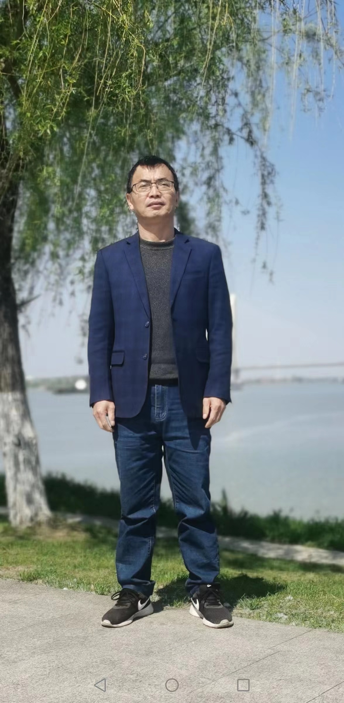 【尊荣营中】桃李  不言 下自成蹊——杨仕春老师教育故事_html_7a0d4449.jpg