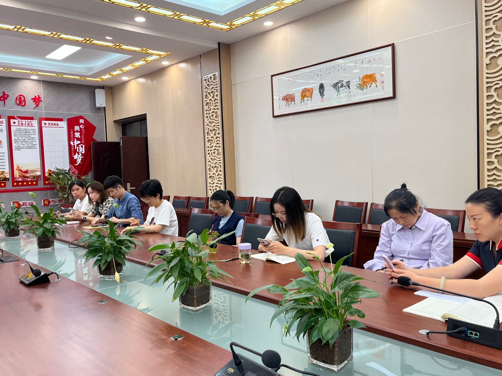 最美开学季，教研展新篇——燕小英语组新学年第一次教研活动