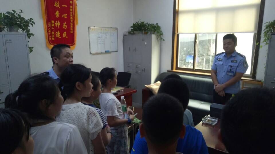 2019.9.27 法制教育基地活动图片_html_m513b2467.jpg