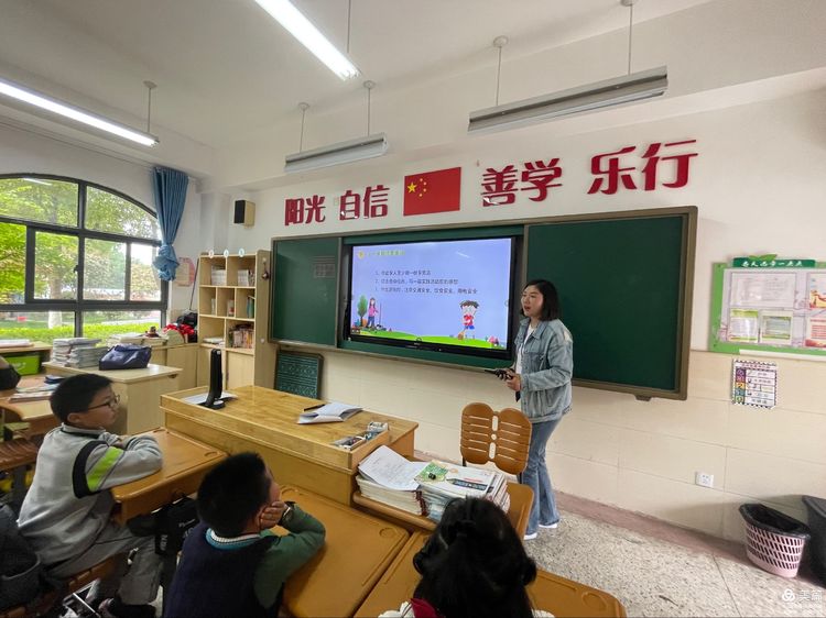 人民开创历史_html_m30bfb84c.jpg