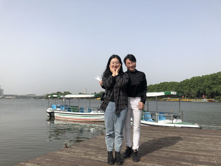 年轻的朋友们_html_f174351.jpg