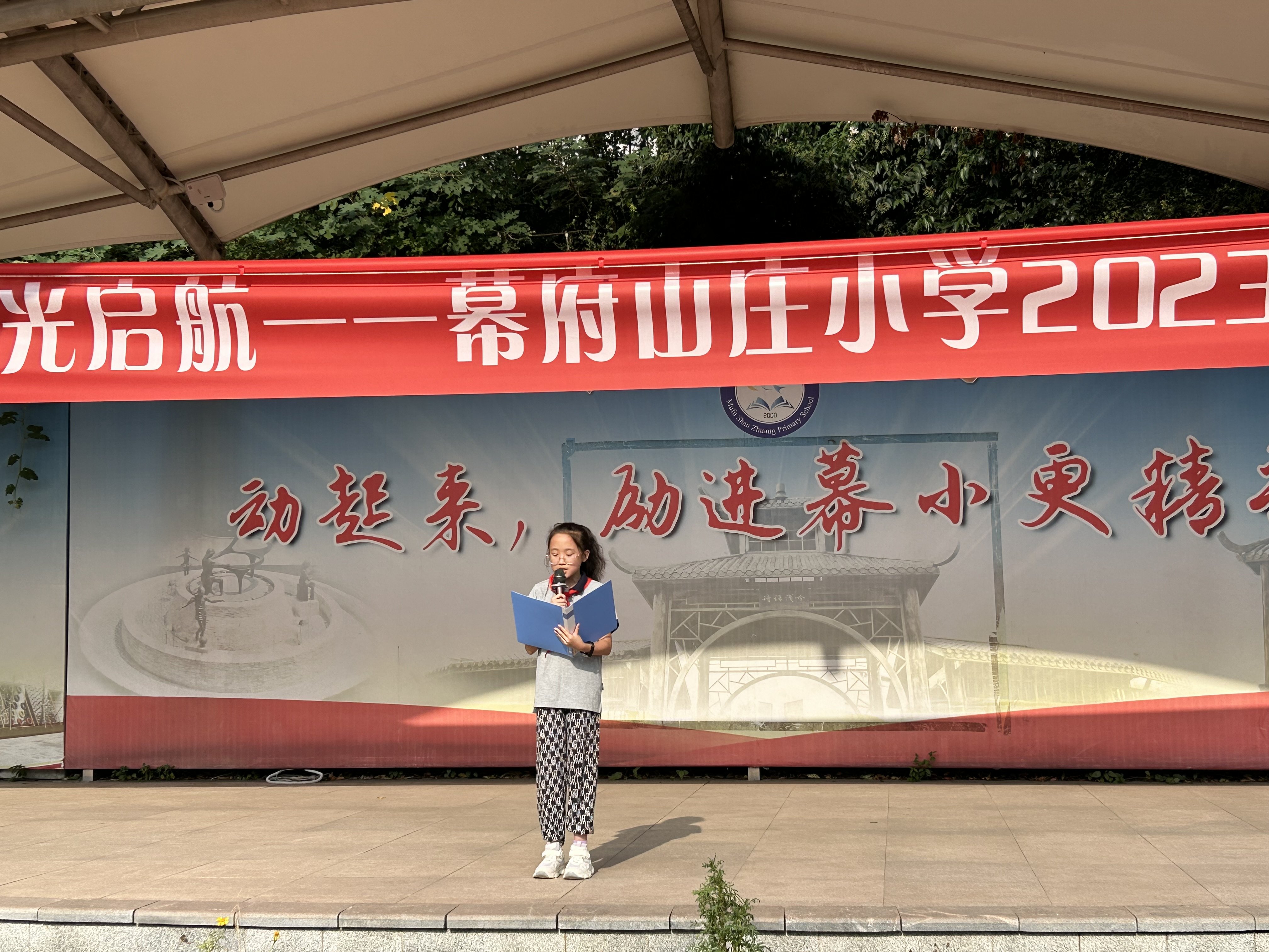 新闻稿_html_69ba9565.jpg