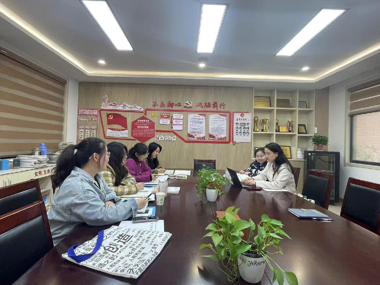 教研新闻3_html_5752d02a.jpg