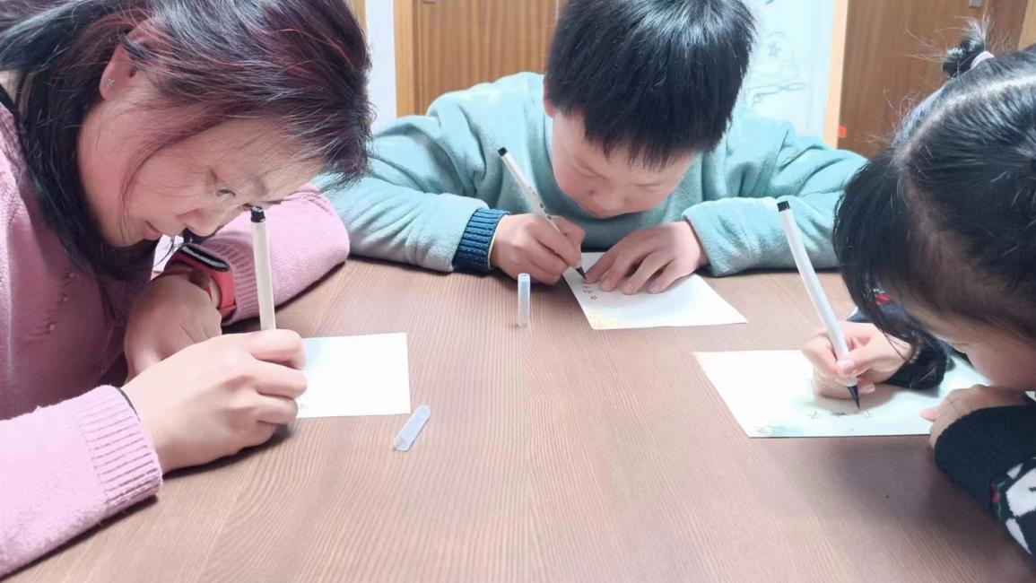 幕小 教子有方表彰新闻_html_m4ee8c56d.jpg
