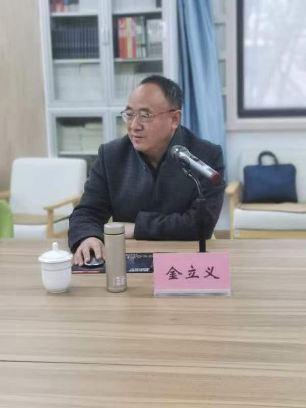 修改【励进幕小 至真科研】幕府山庄小学邀请特级教师金立义开展主题讲座(1)_html_466efe5c.jpg