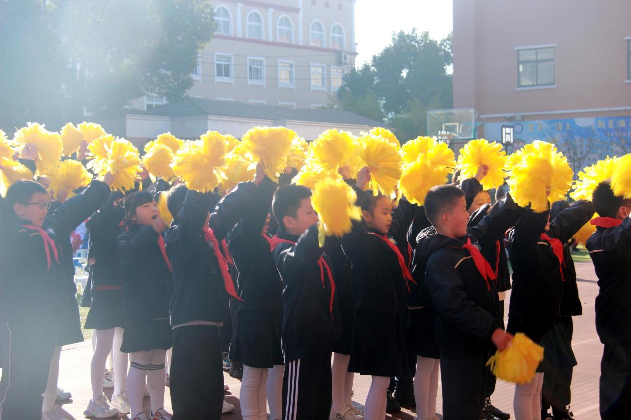 幕府山庄小学第六届冬季运动会(1)_html_m578a6159.jpg