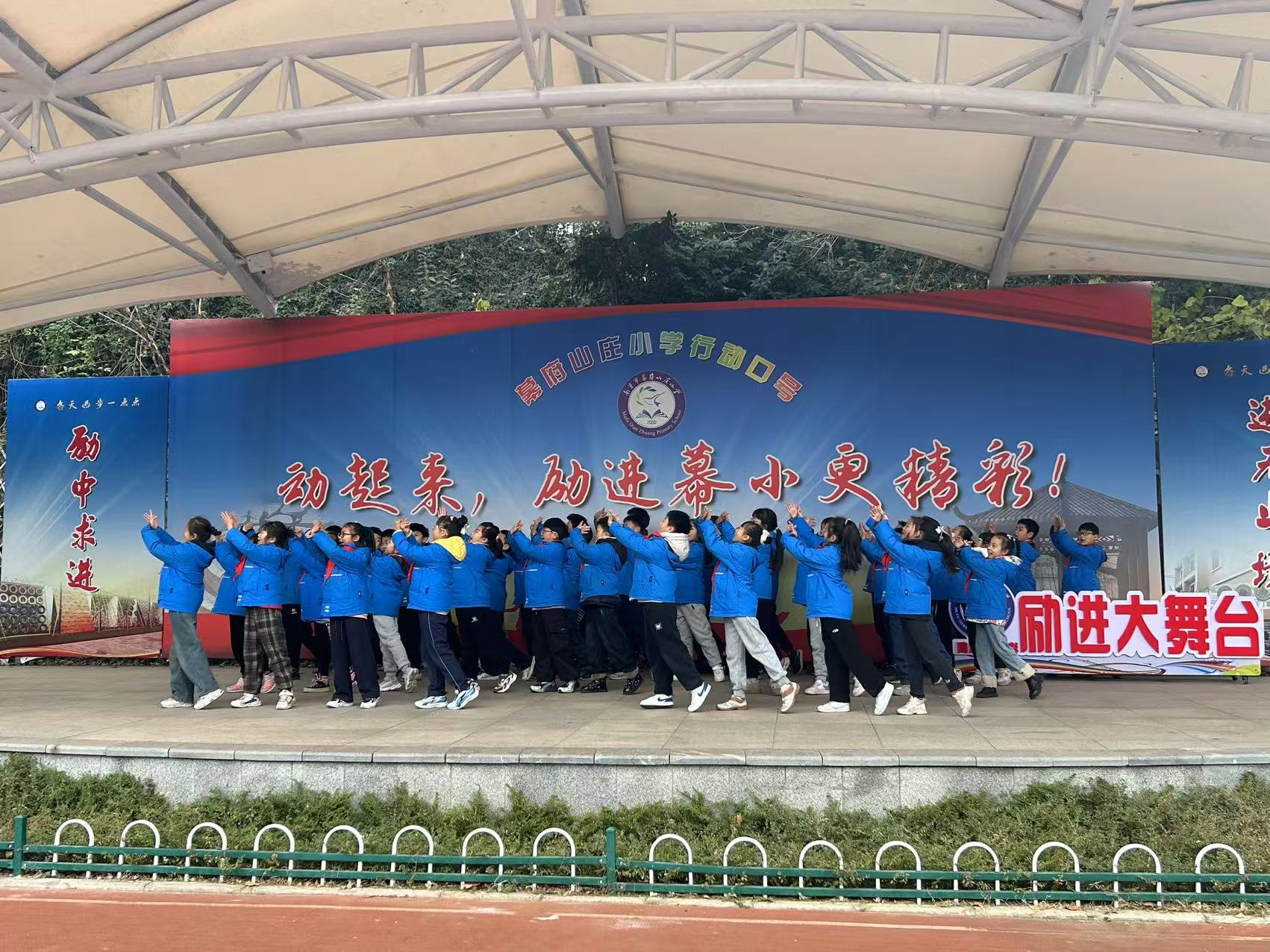 新闻稿(3)_html_m5b4953ff.jpg