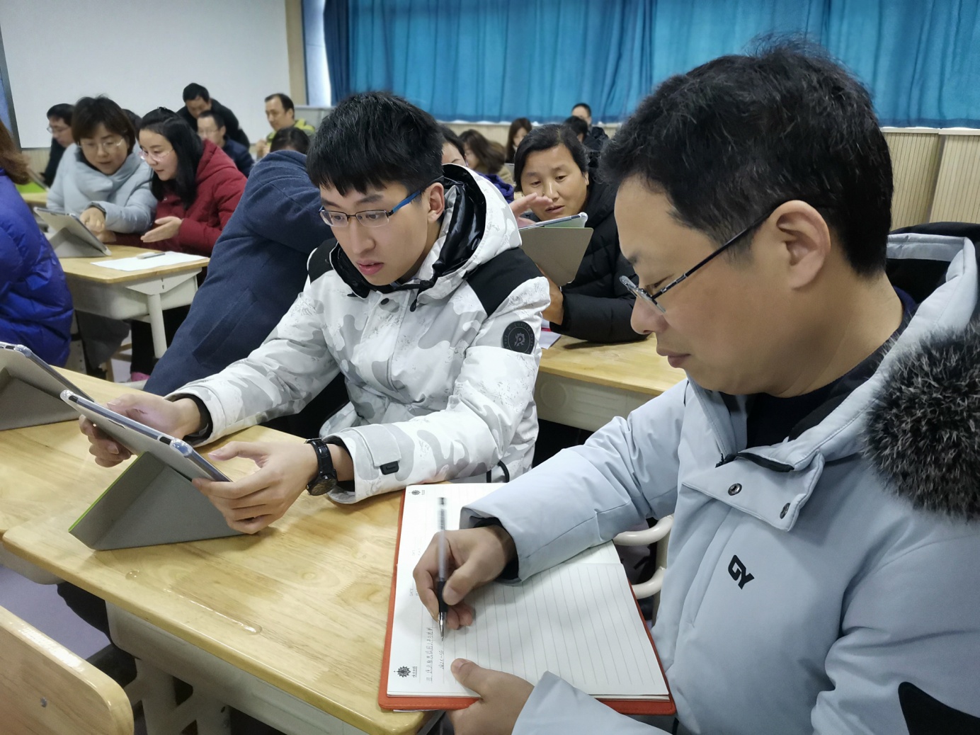 智慧平板教学培训_html_5358f12d.jpg