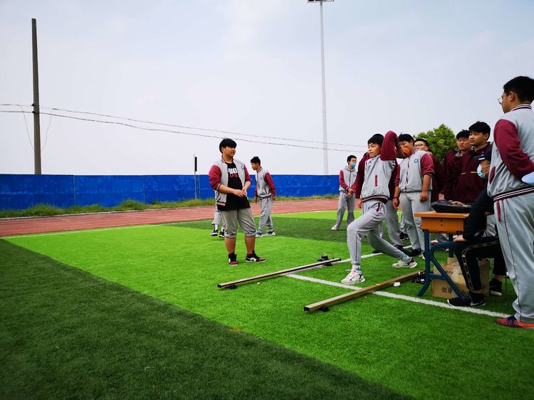 中桥中学九年级中考体育模拟测试专题篇2020.4.22_html_6e0b338b.jpg