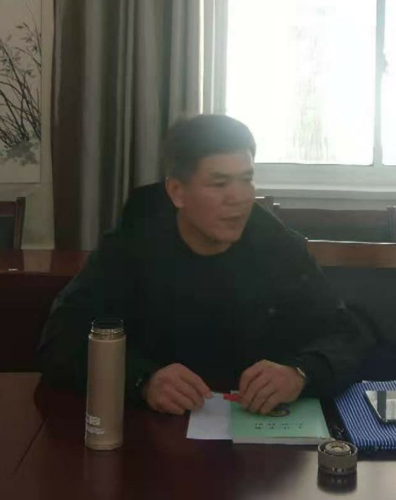中桥中学新教师专业发展座谈会_html_2df2956d.jpg