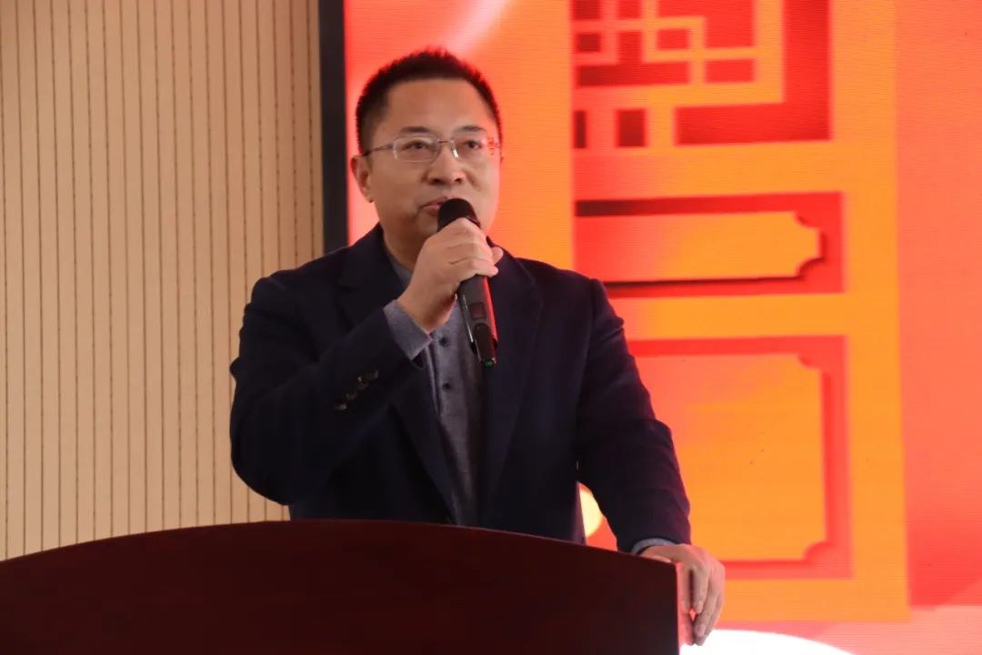 重磅！中桥中学获九中“吴健雄班”荣誉授牌！_html_7ed1b20c.jpg