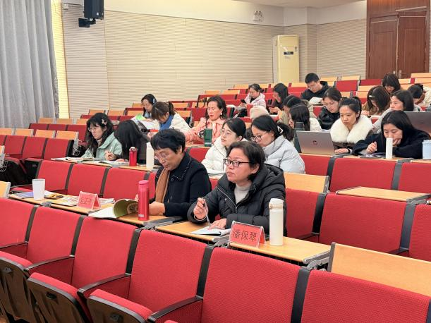 【金小·方堂问道】让文字在朗读中“活”起来 ——课内阅读研讨课暨金陵小学语文读鉴课堂校本主题研修(二)_html_5eb295f.png