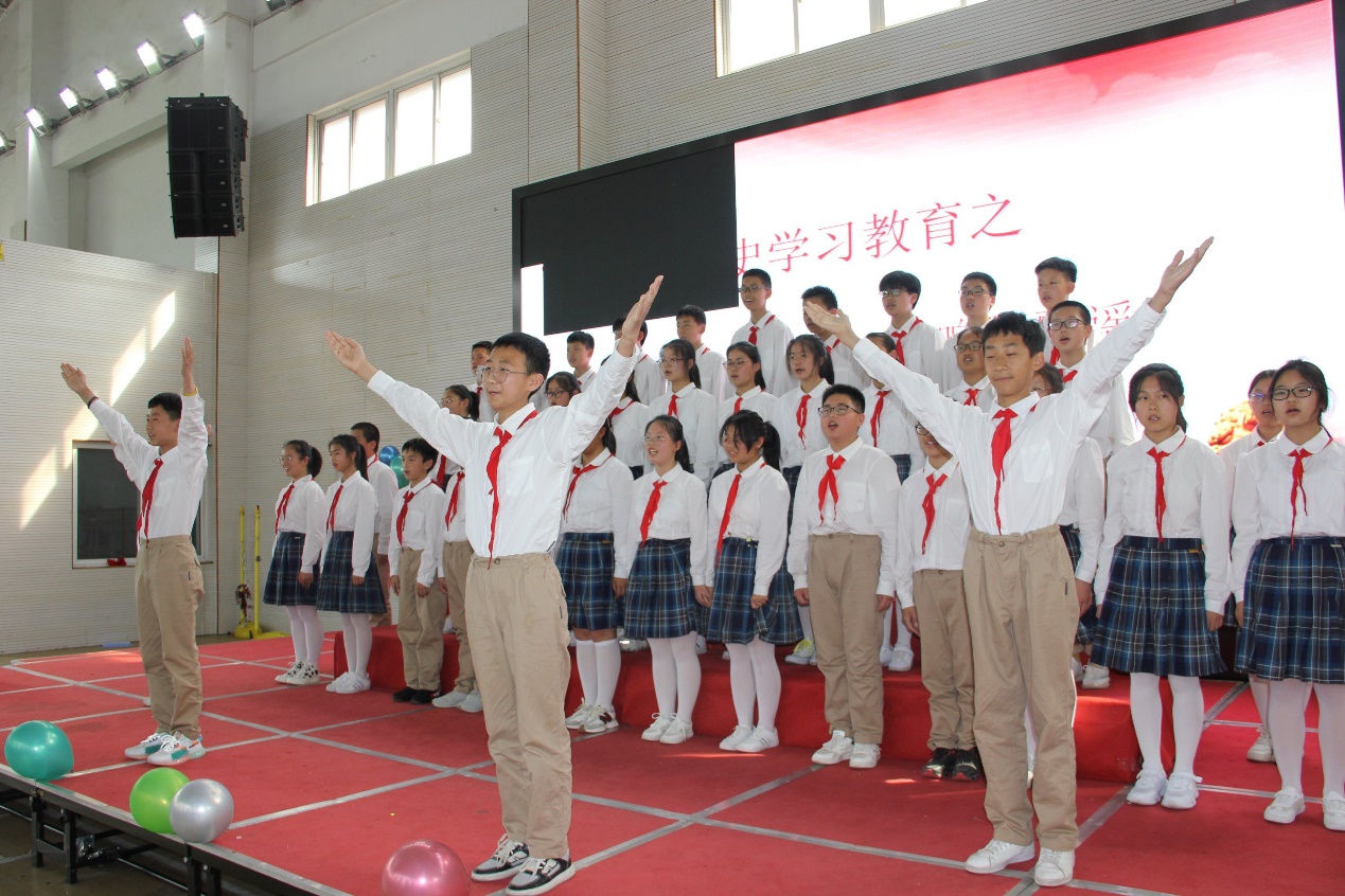 c29-4 诵扬红色精神，唱响红色歌谣_html_752ccbb3.jpg