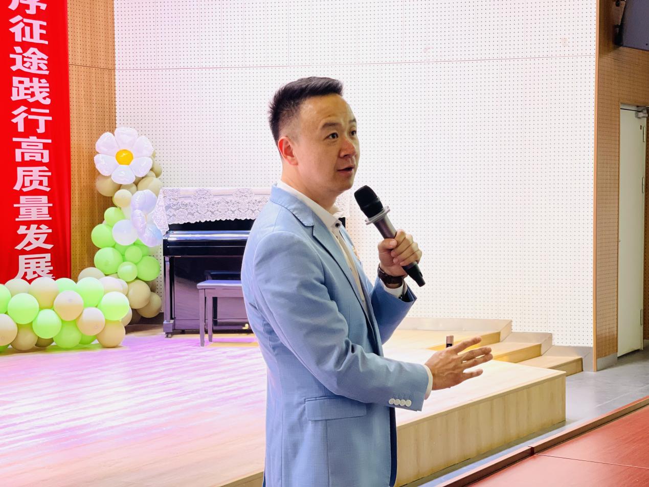 5.10家庭教育讲座—吴海涛_html_2c4aa3a.jpg