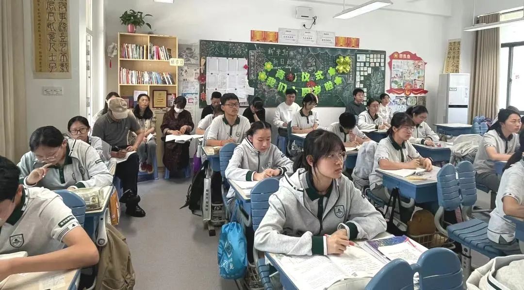附中燕子矶初中部_html_m33d75975.jpg