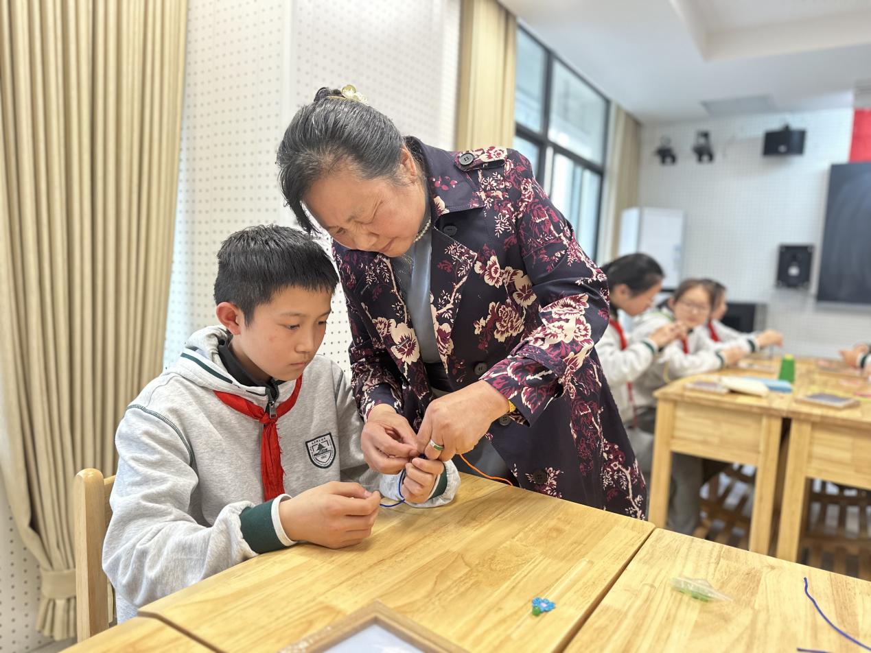 新闻稿_html_7ca6ac5b.jpg