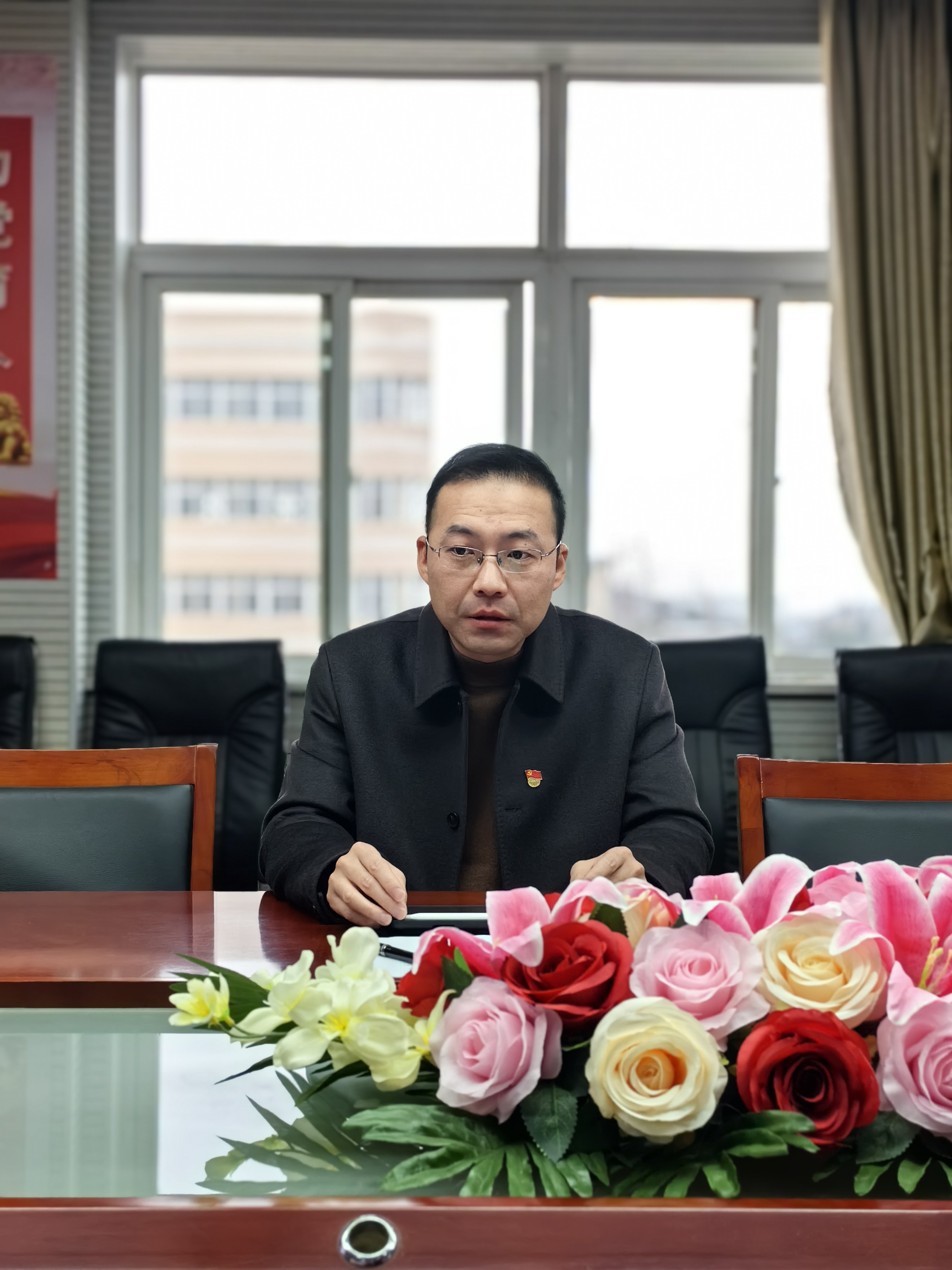 深耕教育沃土，践行党员初心——记我校苏晓辉同志先锋事迹_html_m5c2b318a.jpg