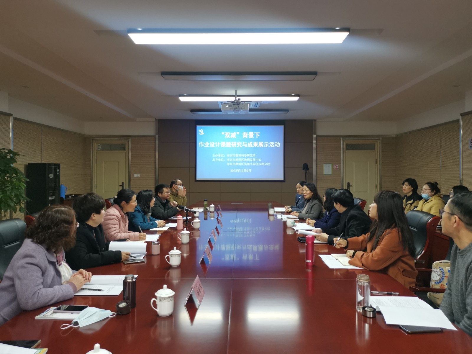 1.工作室会场照片.jpg