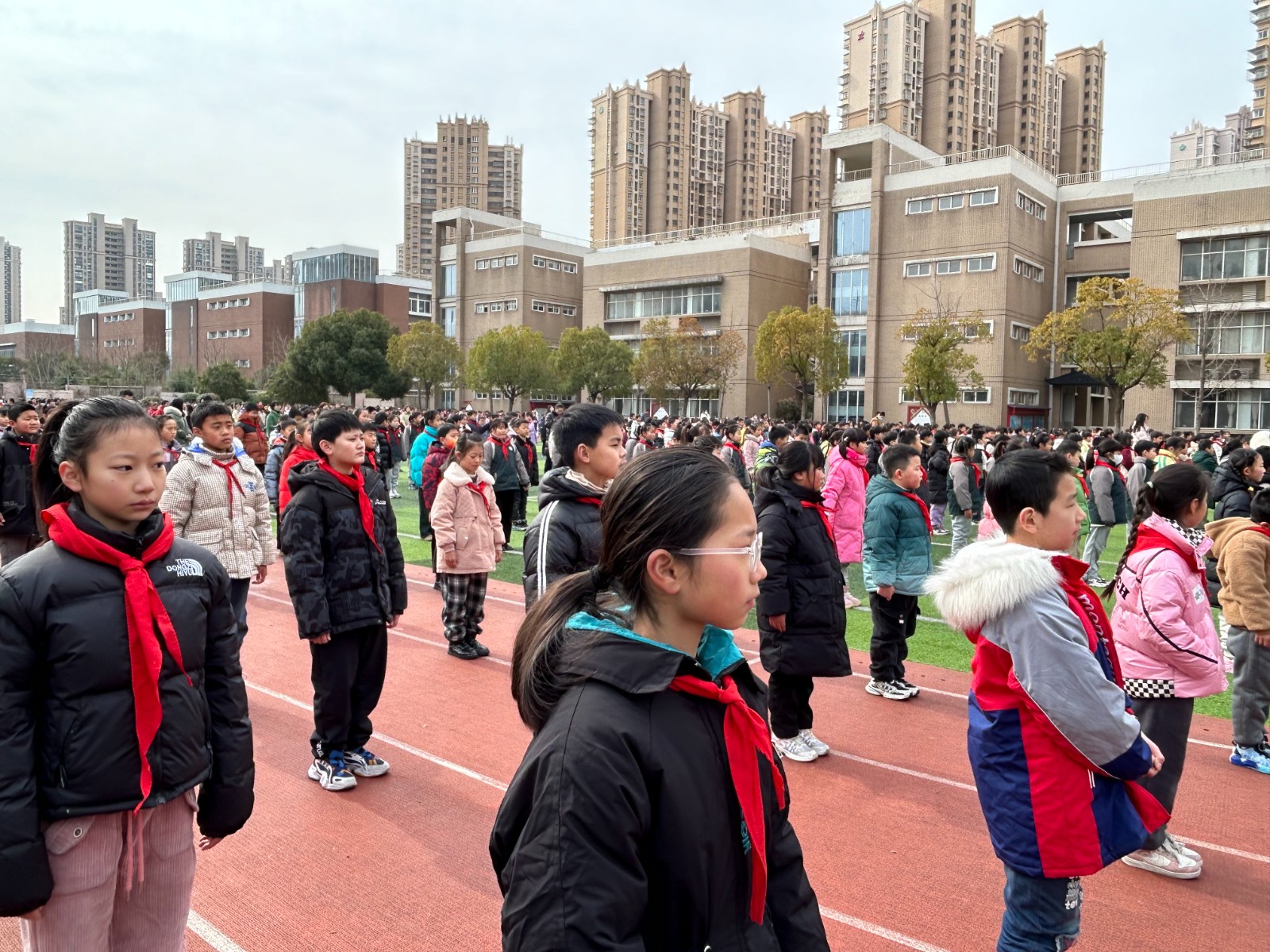 学生照片.JPG