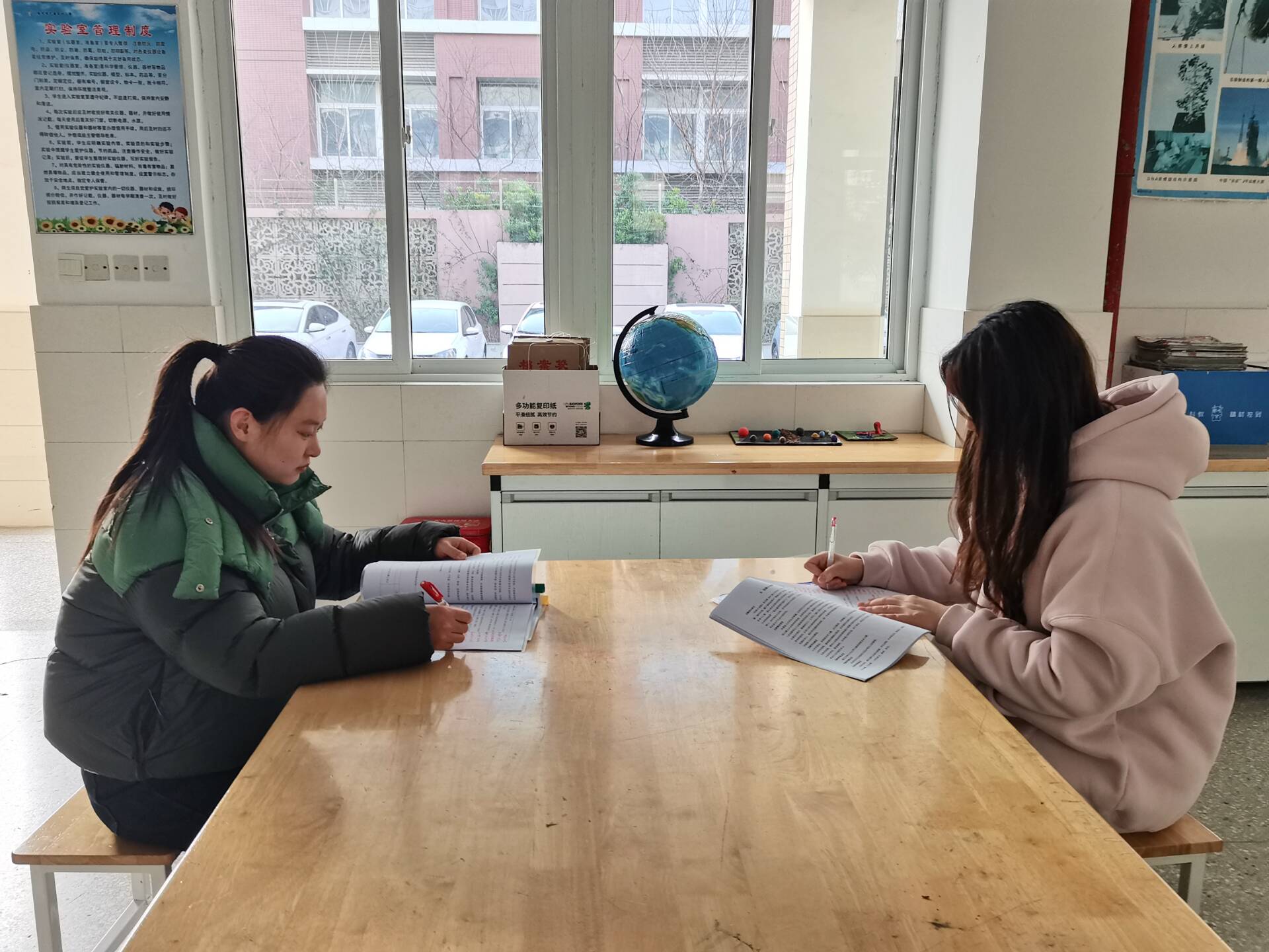 科学组.jpg