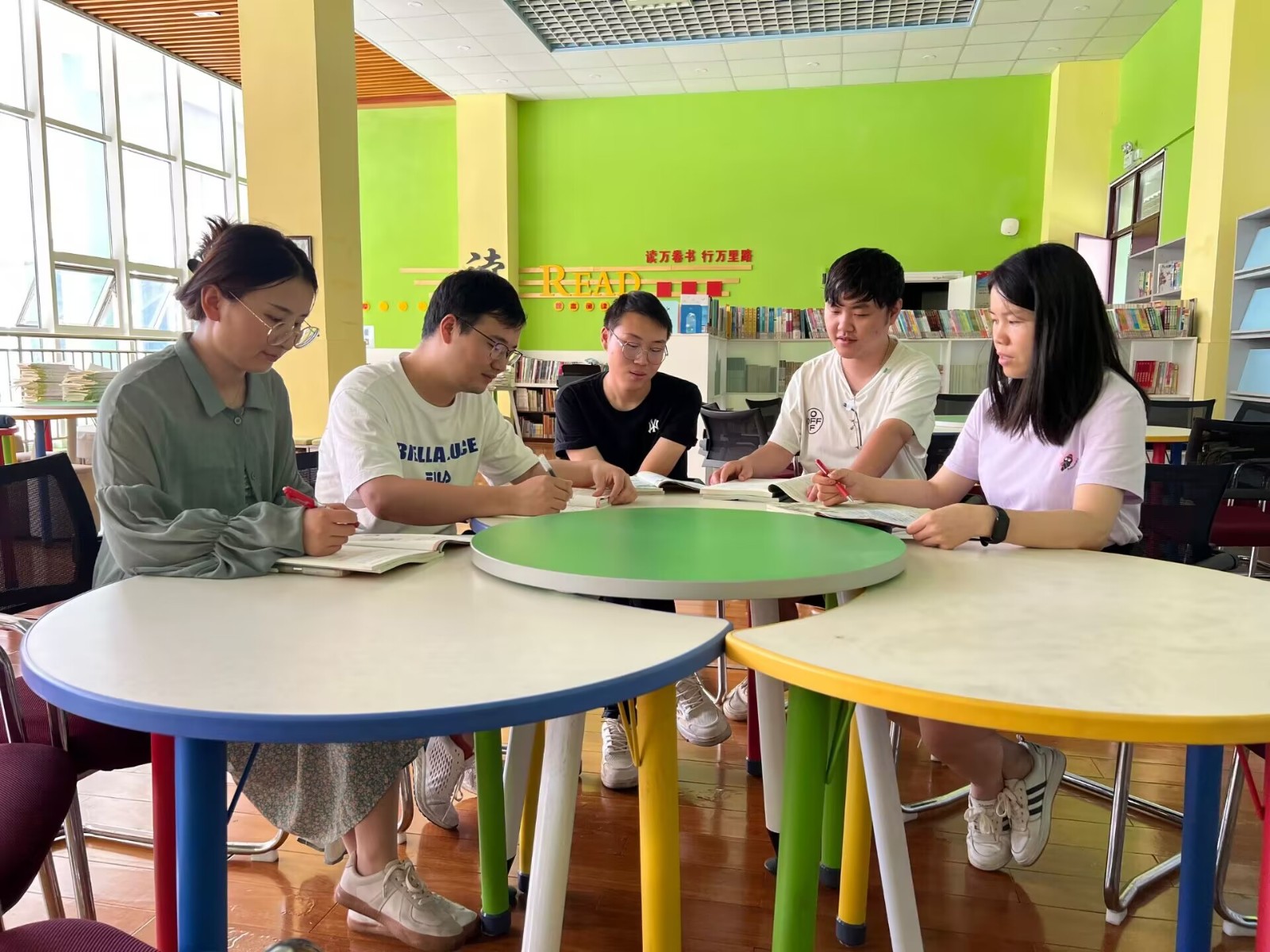【花港一小】凝聚集体智慧 打造理想课堂  （一百二十七）