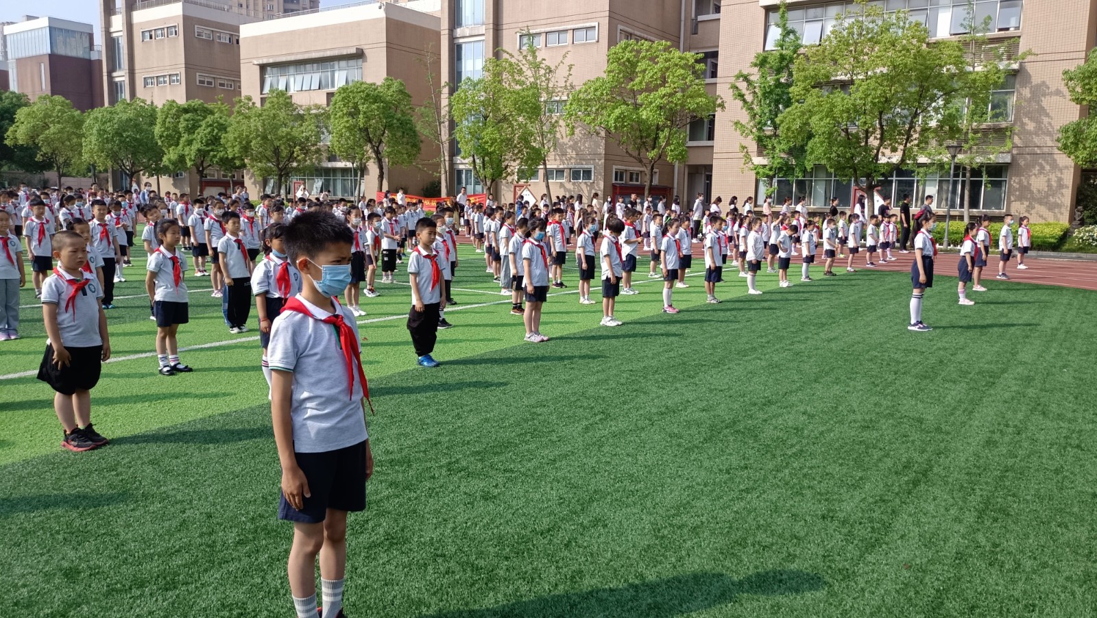 【花港一小】防灾减灾——花港一小第十七周主题升旗仪式