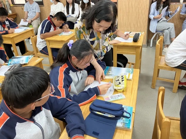 数学组教研_html_59d4343f.jpg