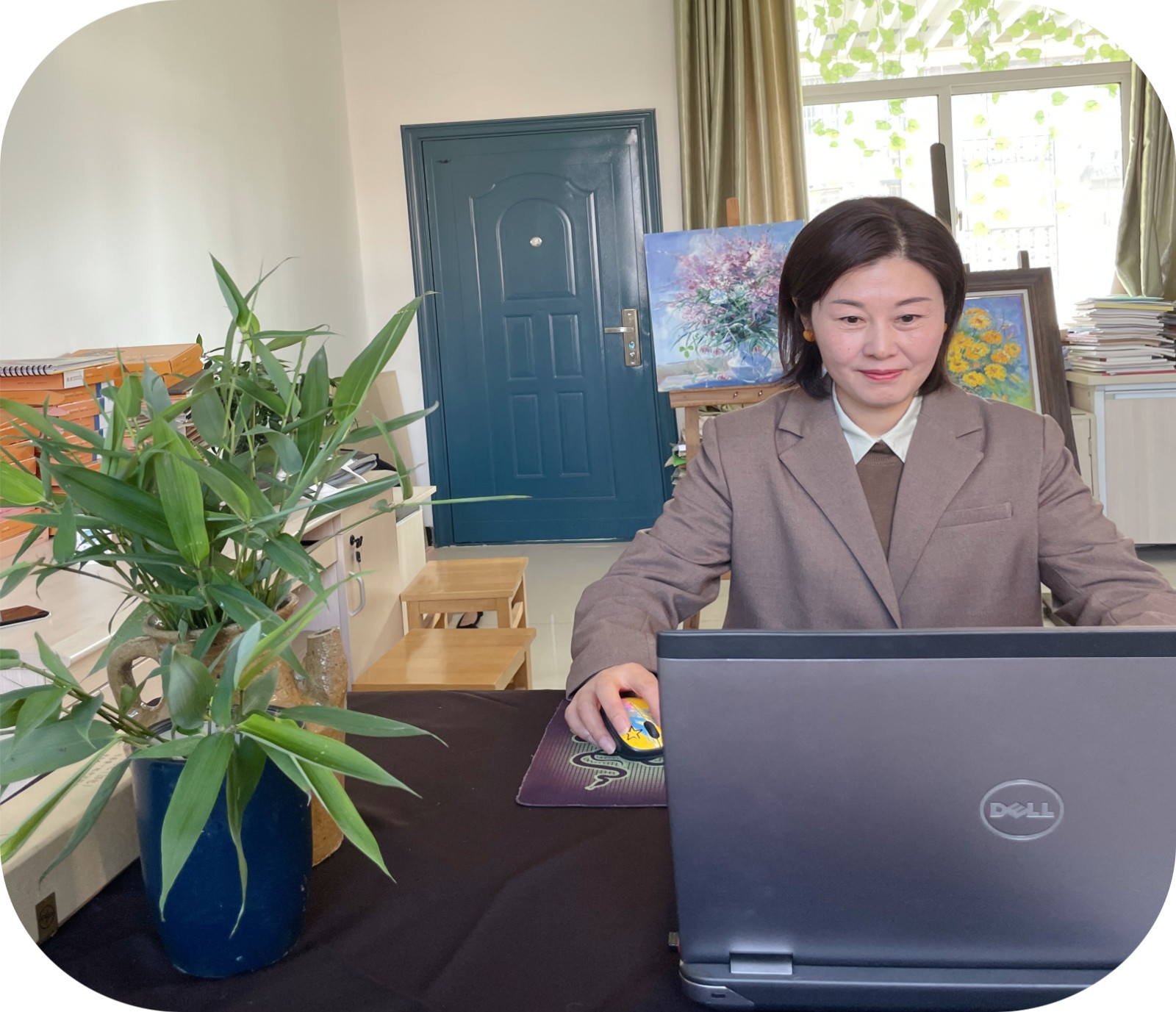 教研员李老师.jpg