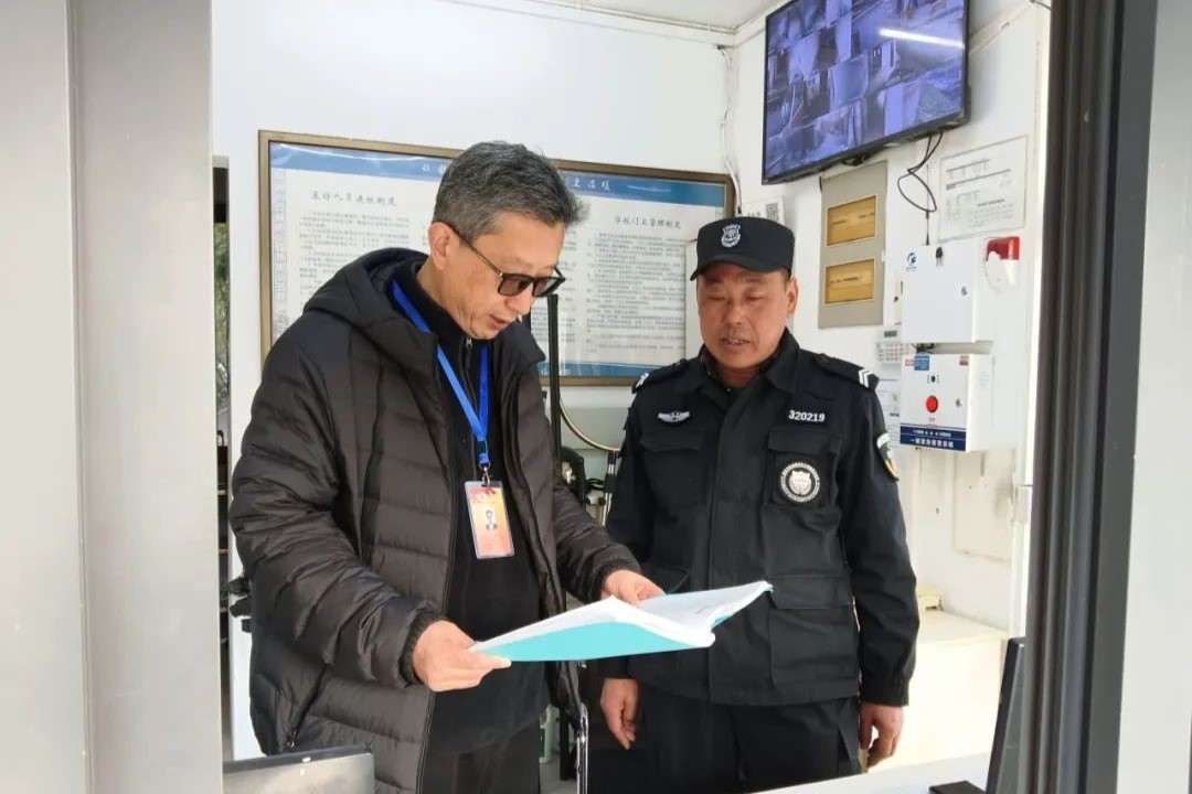 【温暖金初】督学进校园 赋能谱新篇——区教育督导室责任督学刘其明校长莅临我校督导检查