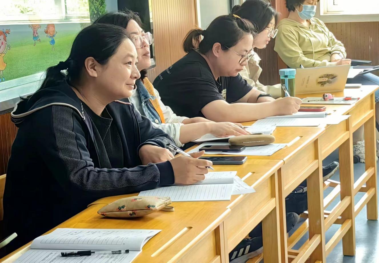 数学组新闻稿5.11_html_m4f7a337c.jpg