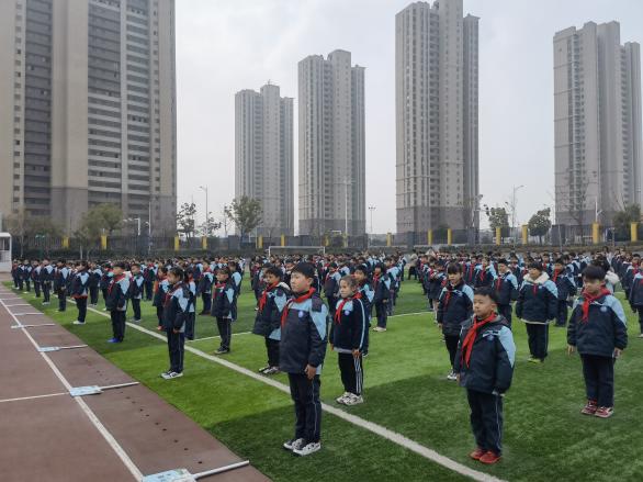 2.13新学期开学典礼活动侧记_html_m601b8b44.jpg