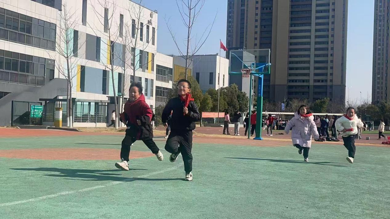 【正学丁三· 教学】阳光大课间，活力满校园(3)_html_3a71063e.jpg