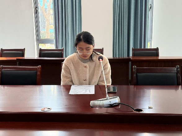班主任例会报道(1)_html_23725a8e.jpg