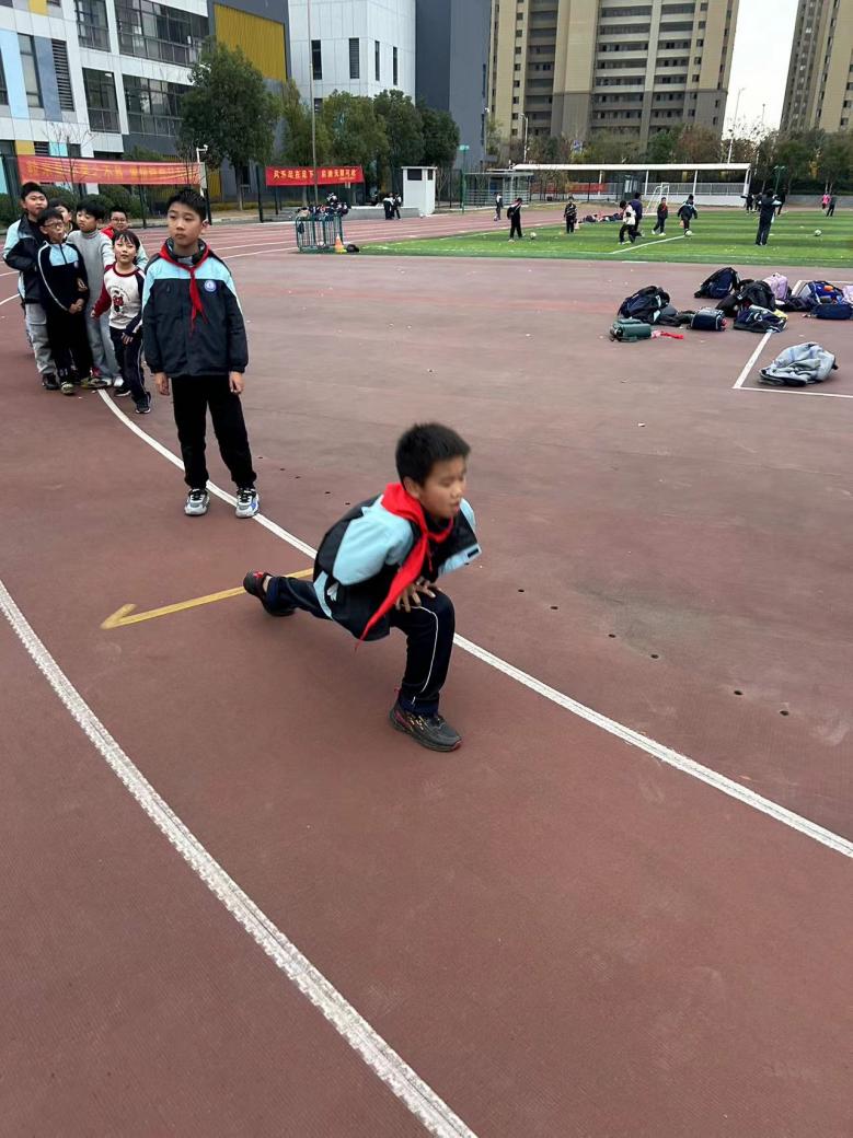 【正学丁三•教学】演绎社团魅力，谱写青春华章——南京市丁家庄第三小学社团活动侧记_html_3b31d97d.jpg