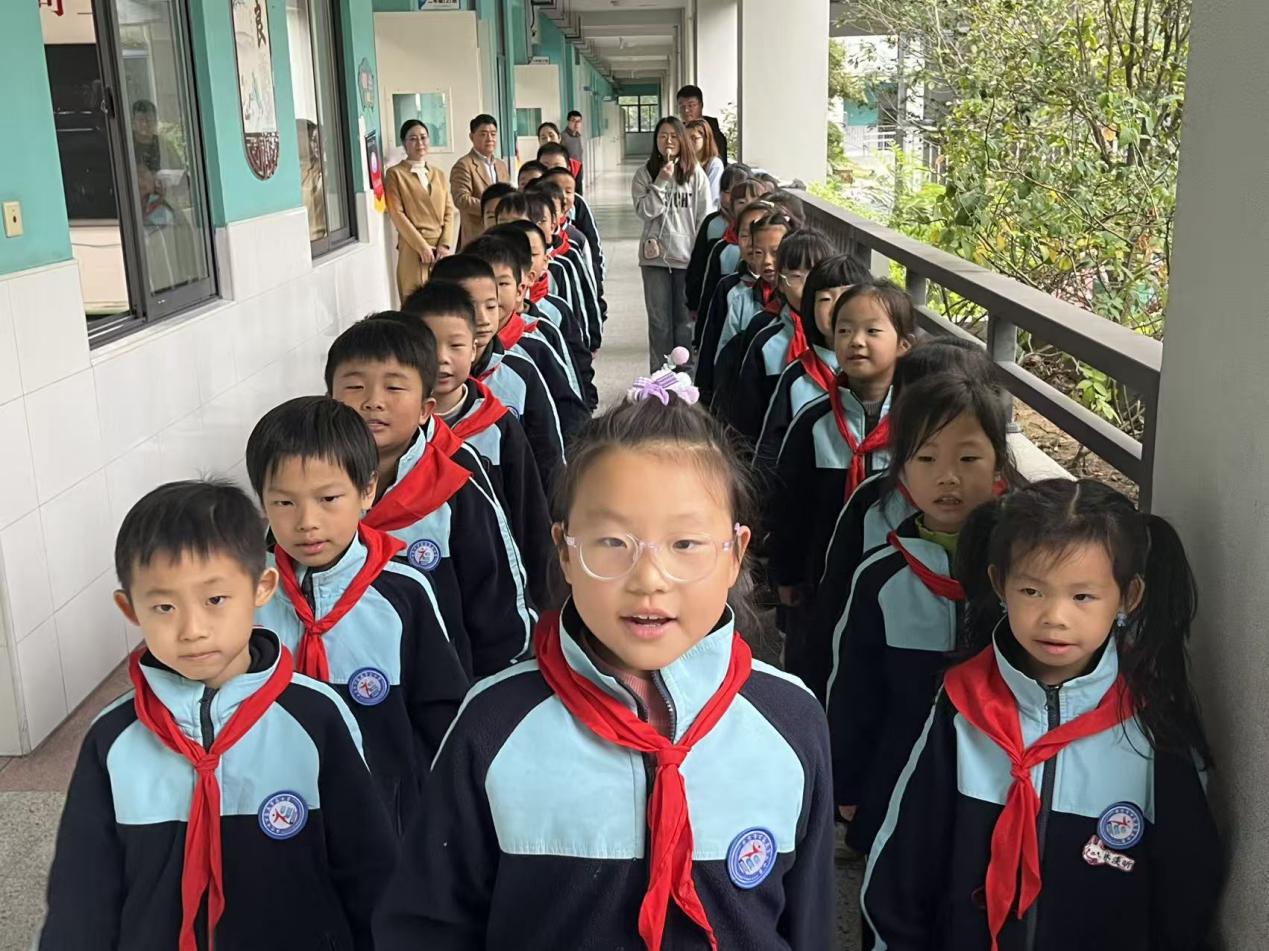 11.6满媛 讴歌生活报道_html_3ba40ae1.jpg