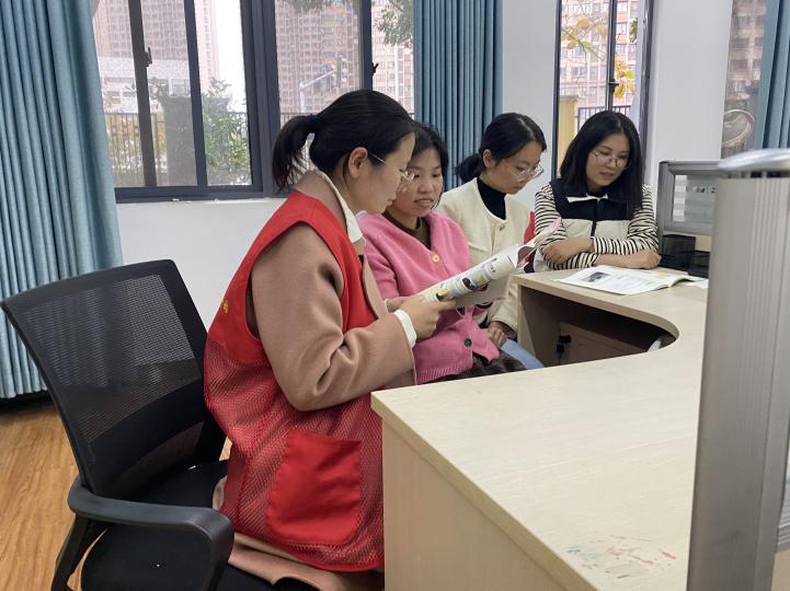 低段劳动集备_html_m1da621ee.jpg