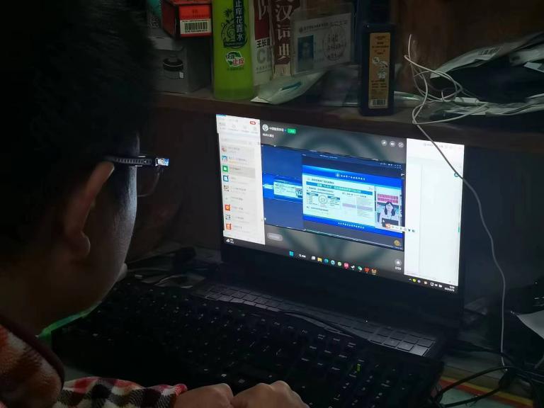 2.12基础教育推广报道_html_m3a33f414.jpg