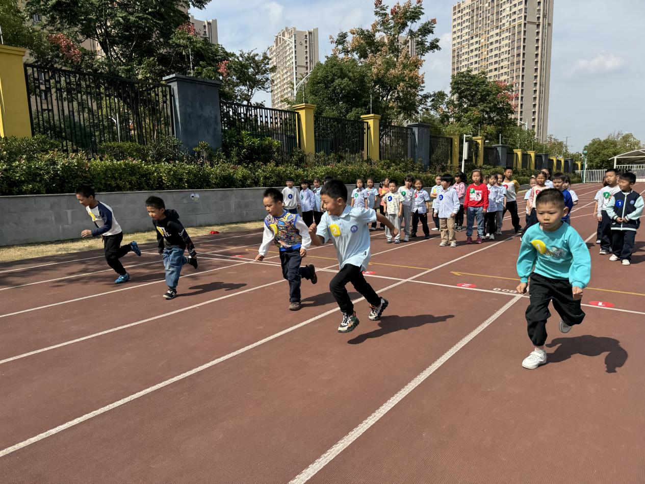 体侧报道_html_m4c1d412c.jpg