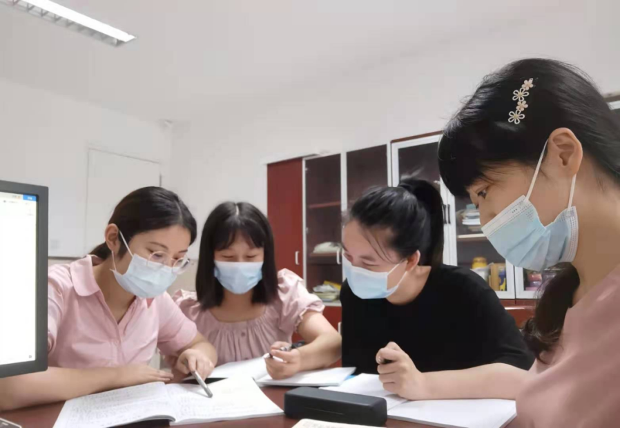 【正学丁三】聚集智，备课堂_html_m7a14fe63.png