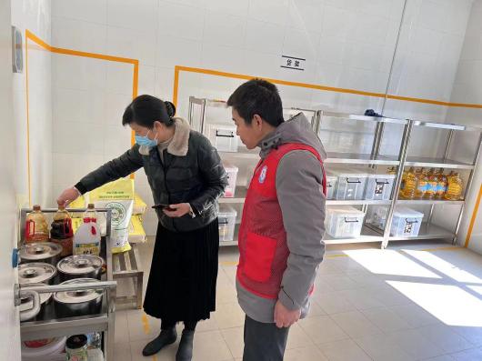 【正学丁三】督学引领促成长 赓续前行谱新篇——丁家庄第三小学春季开学迎督学检查工作侧记_html_4bb73d0e.jpg