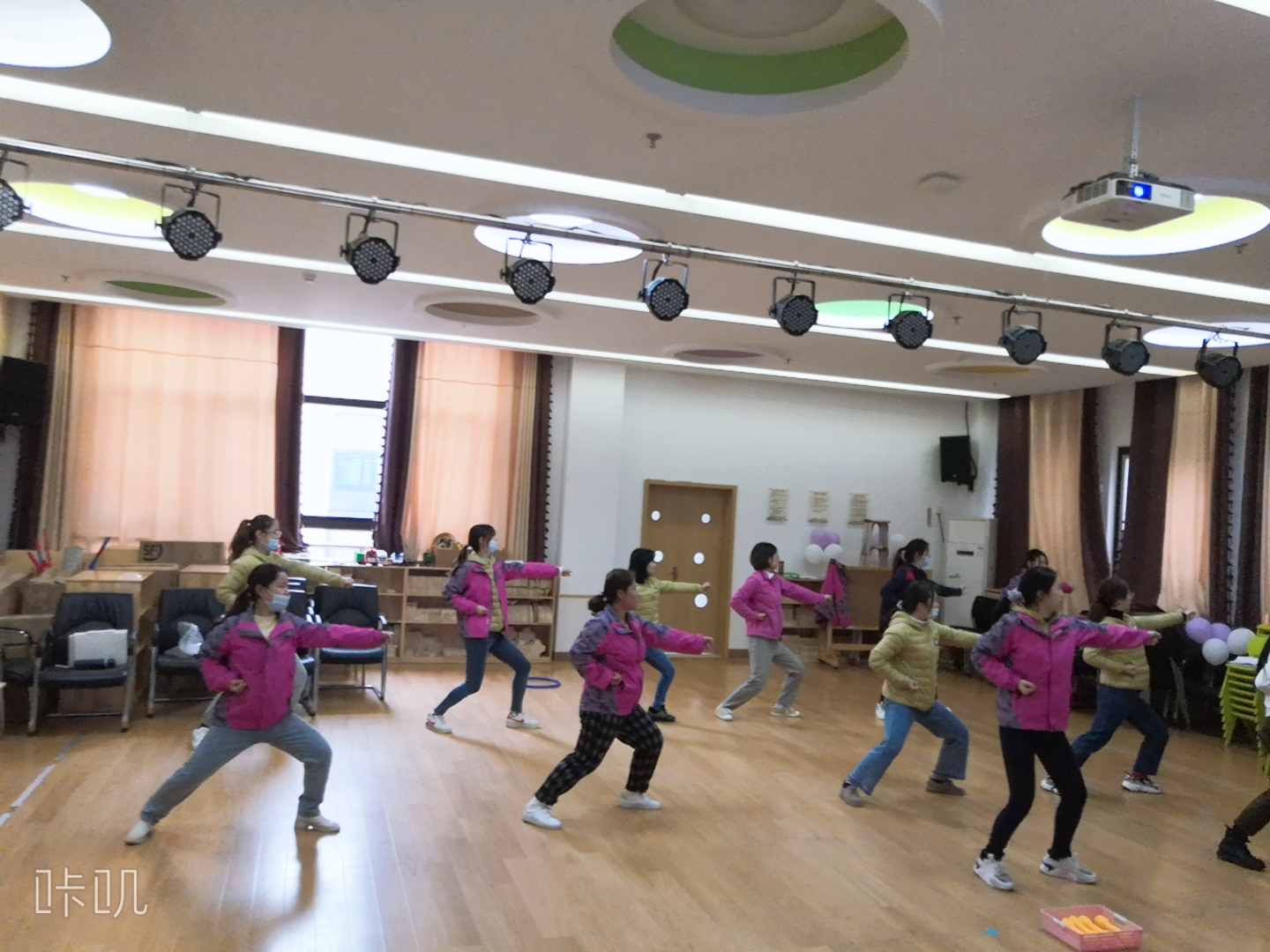 2021.3.16 刘莲 早操评比 新闻稿_html_4215b343.jpg