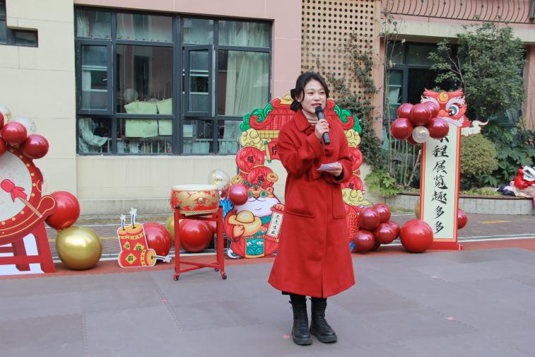 2021.12.31游园庙会乐淘淘 课程展览趣多多（元旦）_html_6cd42772.jpg