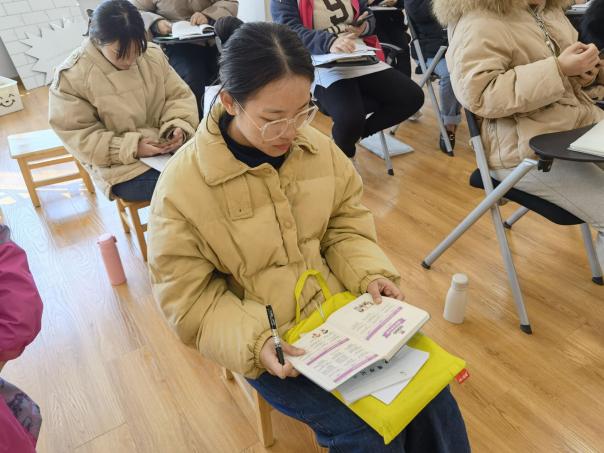 共读新闻稿（马凤娟）_html_19b16a20.jpg