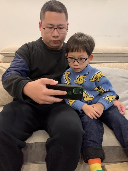 线上家长开放日新闻稿（修改）_html_12039dc4.jpg