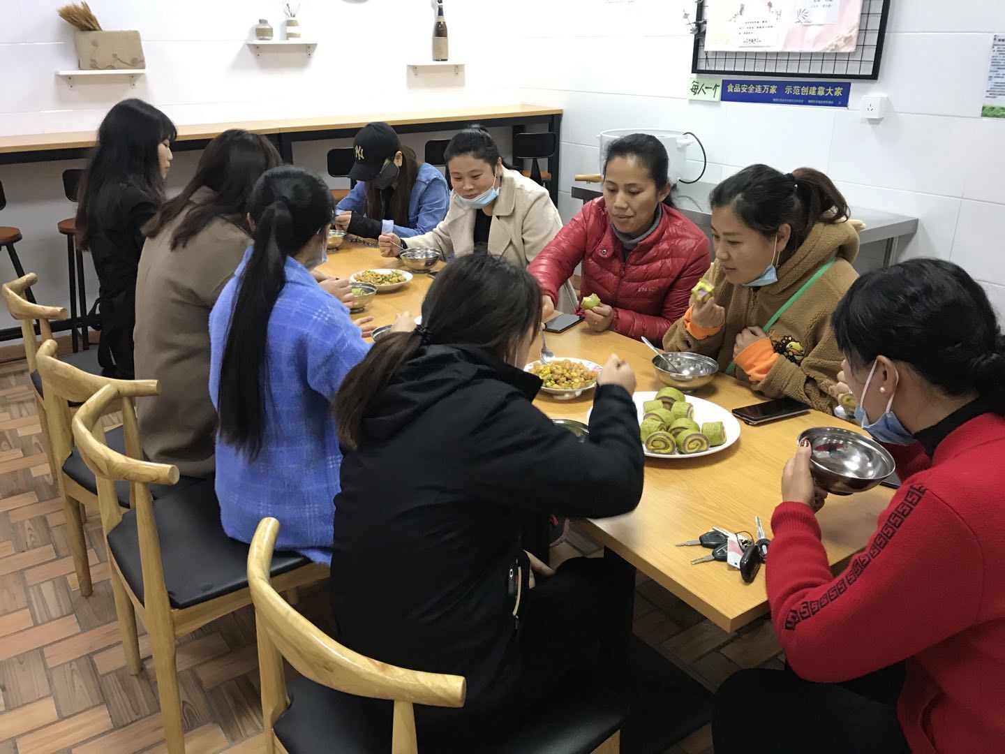膳食委员会会议--2021.4.2_html_m4aacf911.jpg