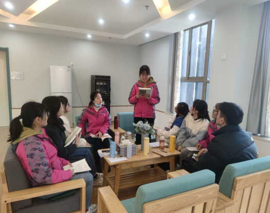 迈幼瑜憬湾分园陶行知主题团员教师活动_html_256632ad.png