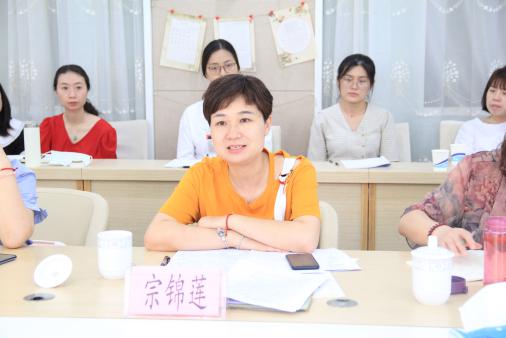 专家指导明方向 沙龙研讨解疑惑(2)(1)_html_30f58af8.jpg
