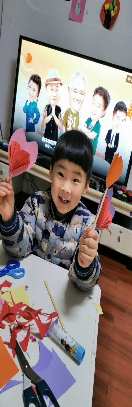 （生命迈幼·教学动态）温情三月 情暖春天 感恩有你 (2)_html_me681f87.jpg