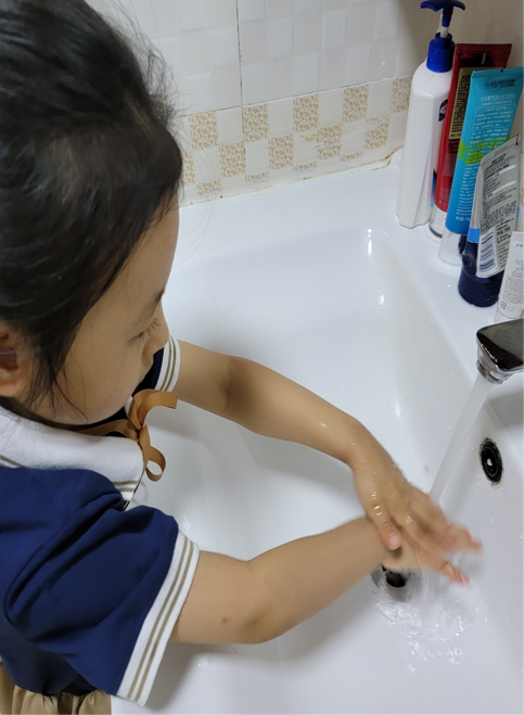 栖霞教育（生命迈幼教学动态）防控疫情手护健康_html_52e69cdc.png