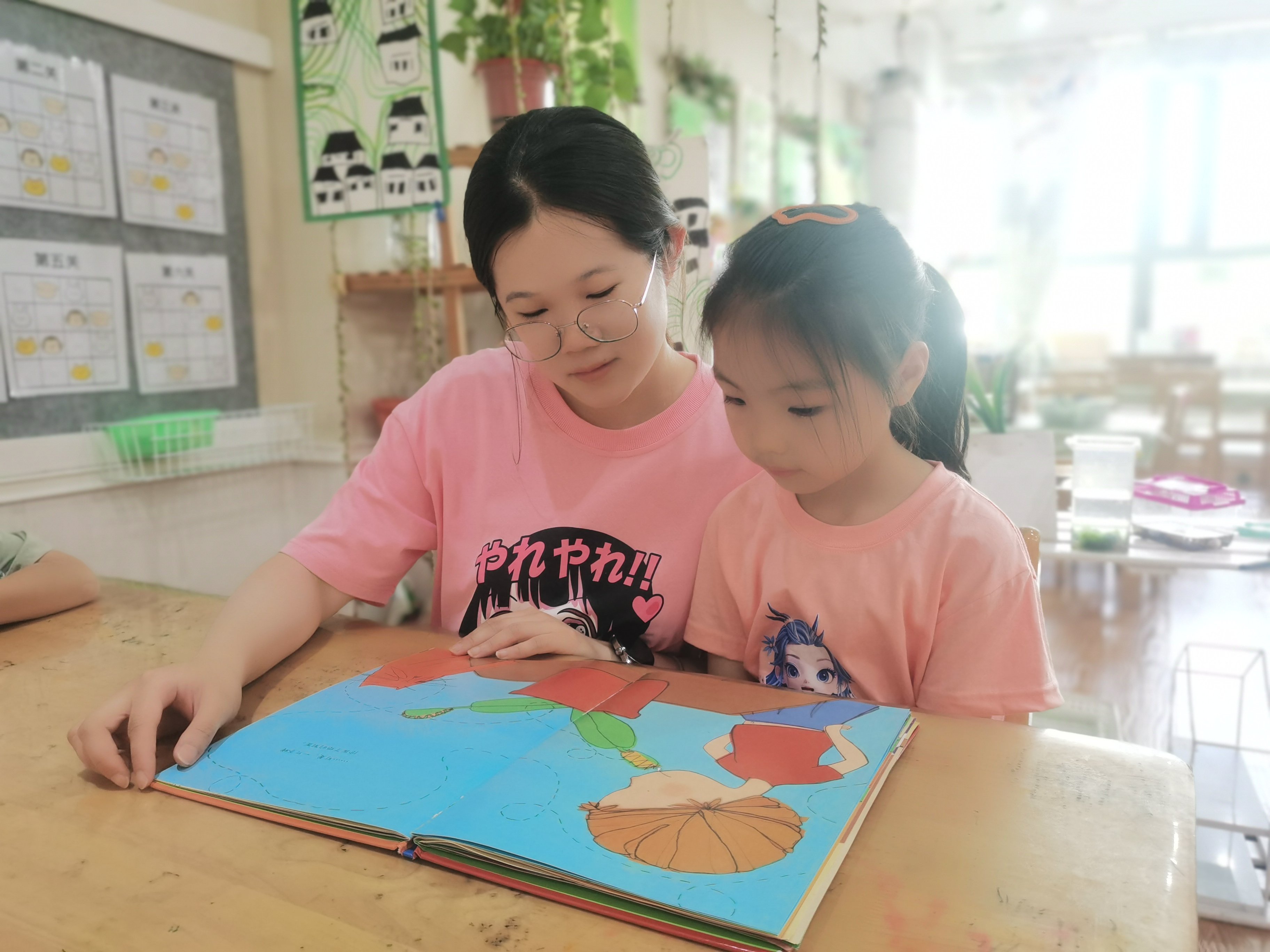 迈幼三园4月师德标兵报道_html_m2f284e7e.jpg